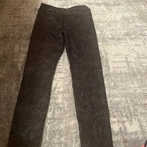 Highwasted snake skin print leggings